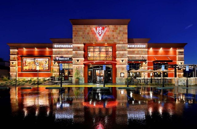 BJ’s Restaurant & Brewhouse BJ’s Restaurant & Brewhouse