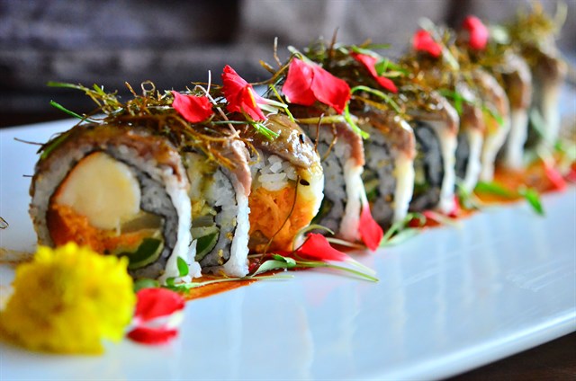 Eight Sushi Lounge Eight Sushi Lounge