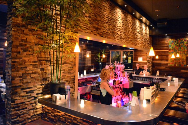 Phillips Restaurant & Bar Phillips Restaurant & Bar