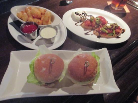 Crooners Lounge & Supper Club Crooners Lounge & Supper Club