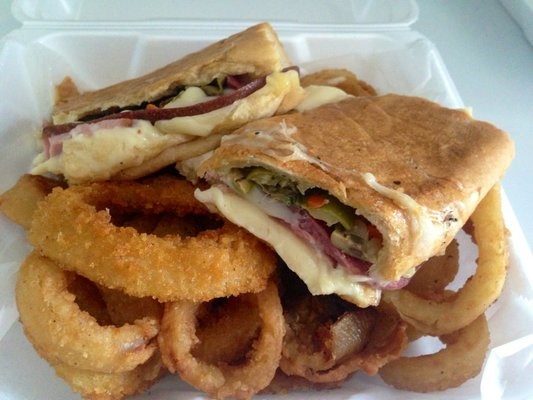 Cajun Mikes Pub n’ Grub Cajun Mikes Pub n’ Grub